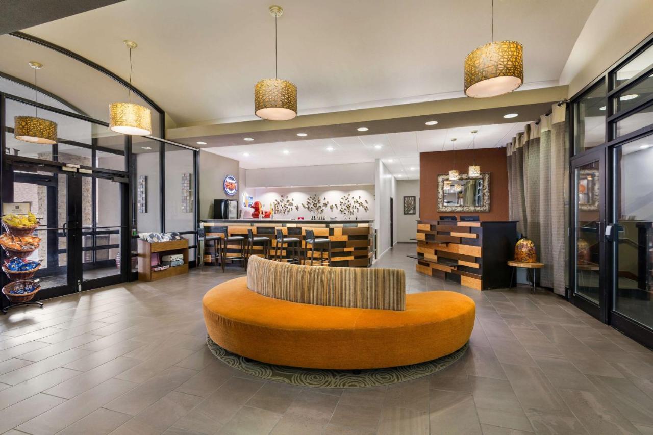 Revel Hotel Minot - Surestay Collection By Best Western Zewnętrze zdjęcie
