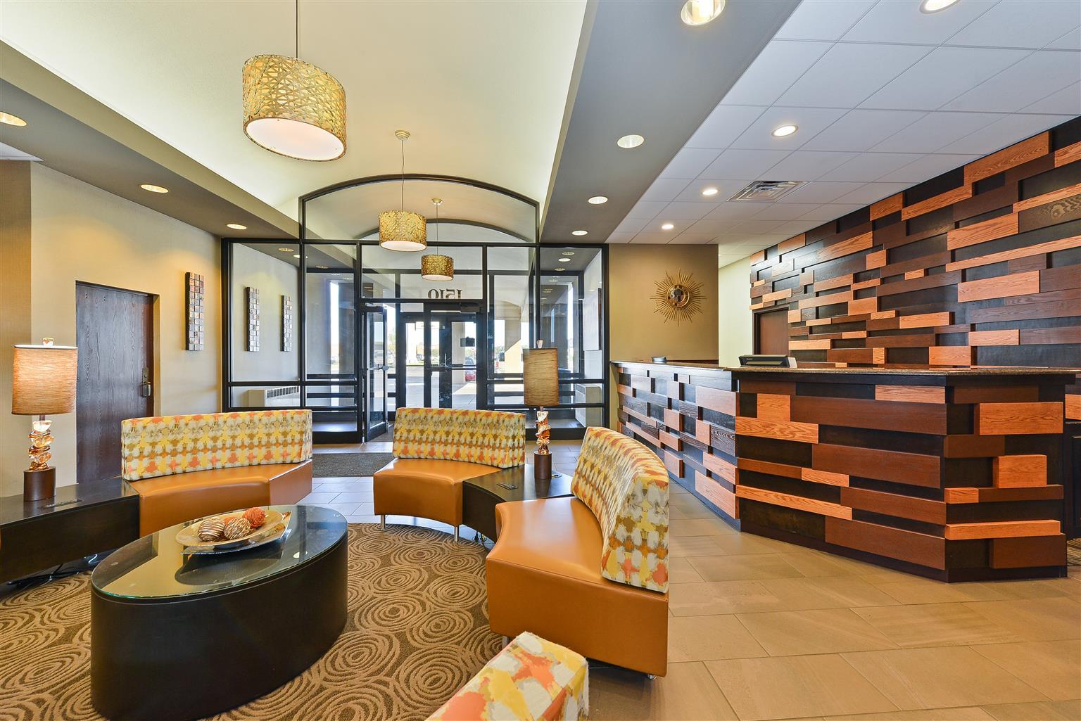 Revel Hotel Minot - Surestay Collection By Best Western Zewnętrze zdjęcie